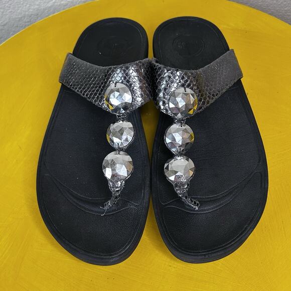 FitFlop Sandals Women' 9 Pewter Snake Print Rhinestone Petra Thong Platform - Picture 10 of 16